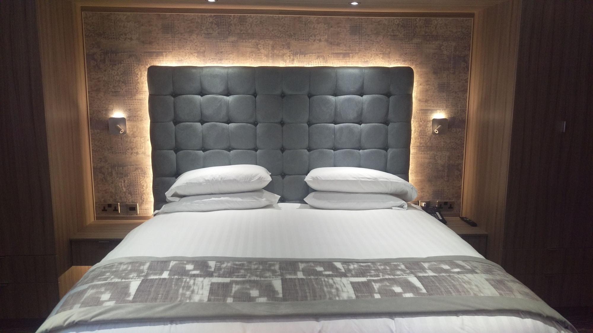 Best Western Plus Pastures Hotel Донкастер Экстерьер фото
