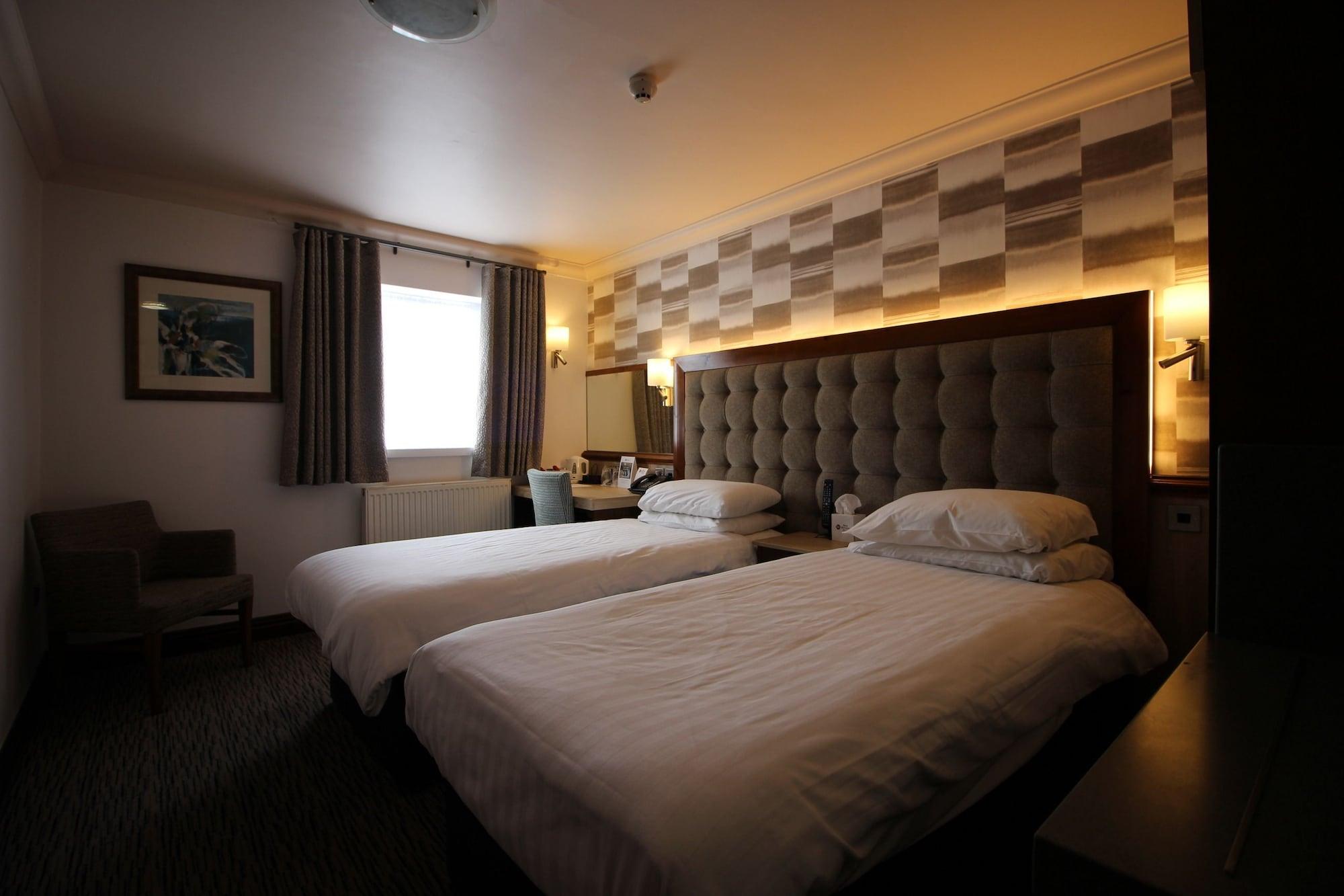 Best Western Plus Pastures Hotel Донкастер Экстерьер фото